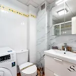 Apartamento Mountain Views, Pool & Rooftop, Cozy 2br For 6 *