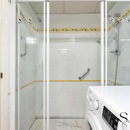 Mountain Views, Pool & Rooftop, Cozy 2br For 6 Appartamento *